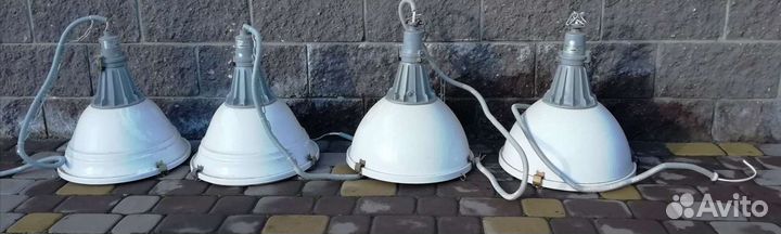 Светильник промышленный подвесной с лампой