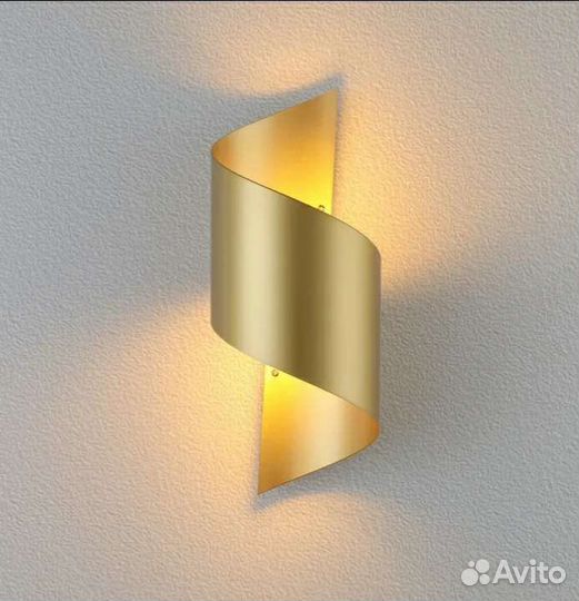 Светильник настенный светодиодный