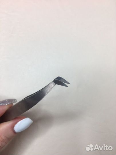 Пинцет для наращивания ресниц