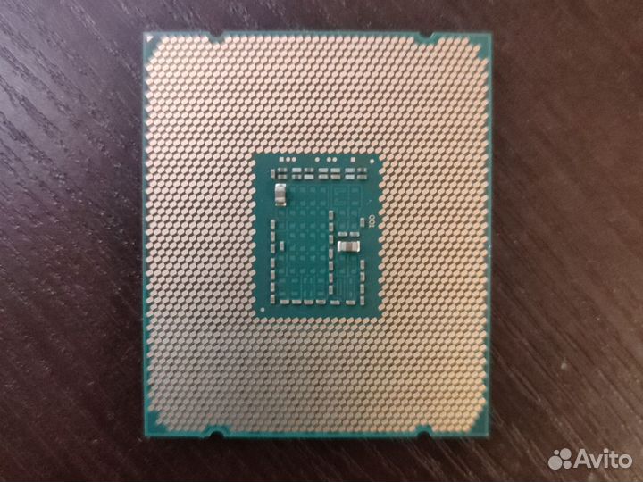 Процессор Intel xeon E5