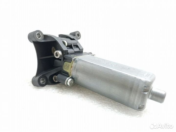 Мотор рулевой колонки Mercedes-Benz S-Class W221