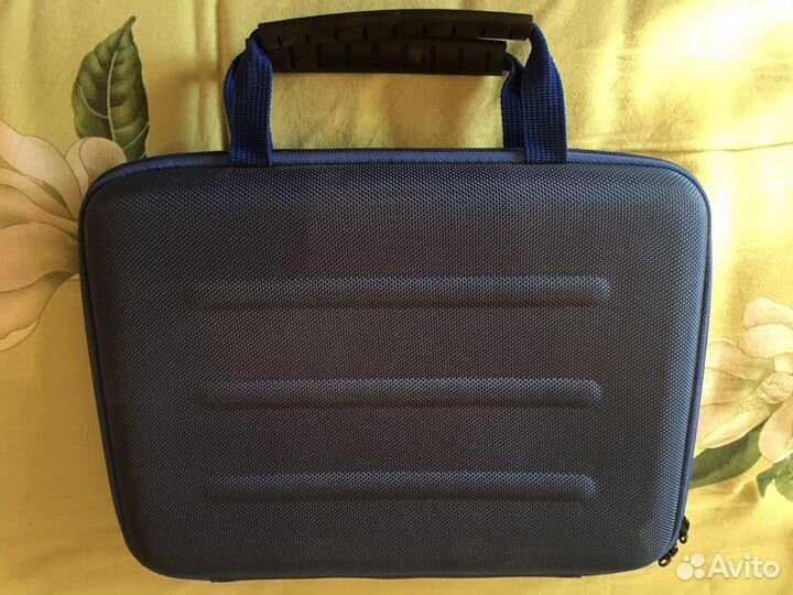 Кейс для нетбука