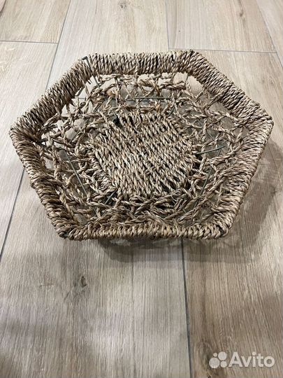 Ваза плетеная