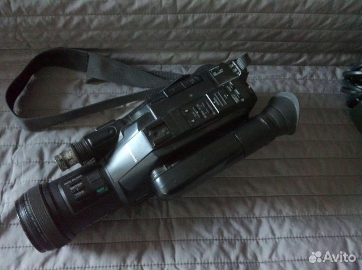 Видео камера panasonik