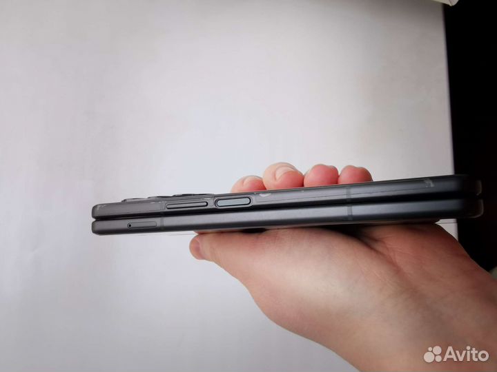 Samsung galaxy z fold 3