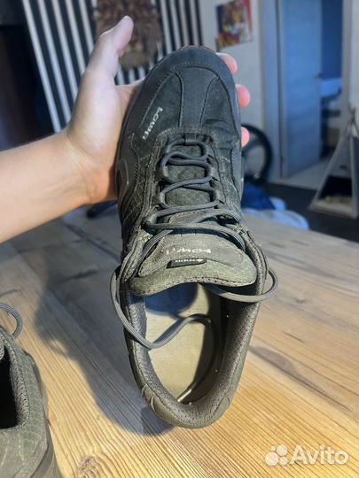 Трекинговые ботинки Lowa