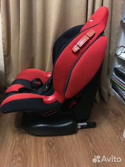 Детское автомобильное кресло