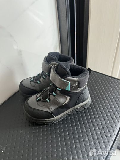 Ботинки для мальчика 25