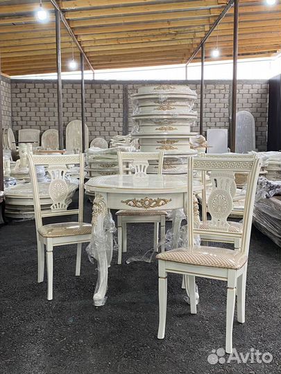 Обеденная группа стол стулья