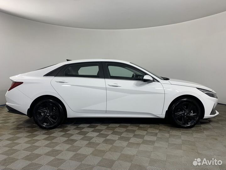 Hyundai Elantra 1.6 AT, 2023, 68 км