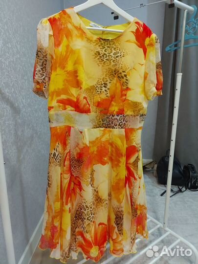 Женская одежда размер 50-52