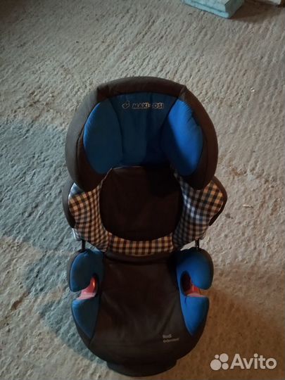 Продам детские автомобильные кресла