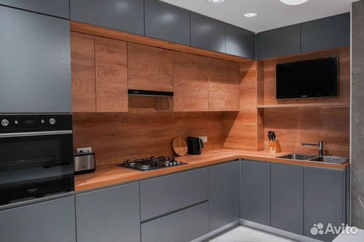 Кухня новая