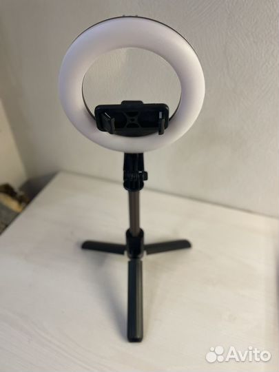 Кольцевая лампа селфи трипод настольная