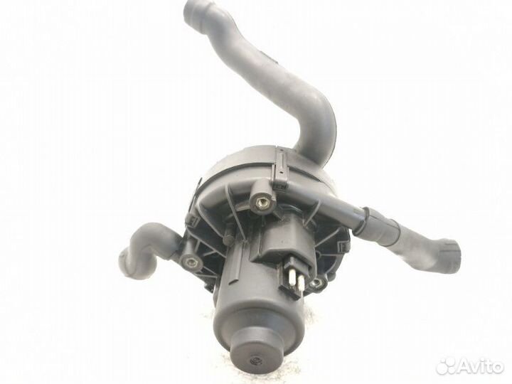 Насос продувки катализатора Mercedes-Benz E-Class