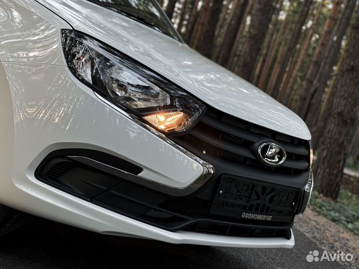 LADA Granta 1.6 МТ, 2024, 15 км