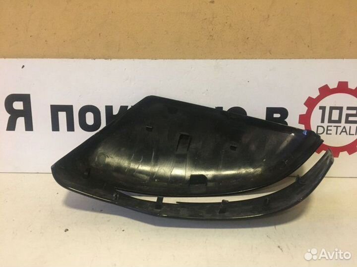 Накладка зеркала правая Nissan Qashqai J11