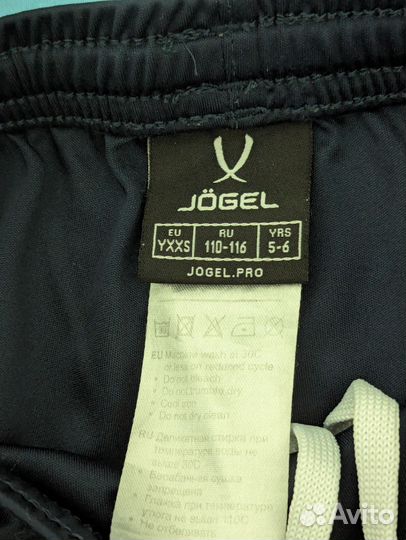 Футбольная форма детская и бутсы