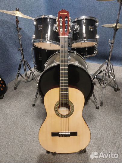 Классическая электроакустическая гитара Brahner