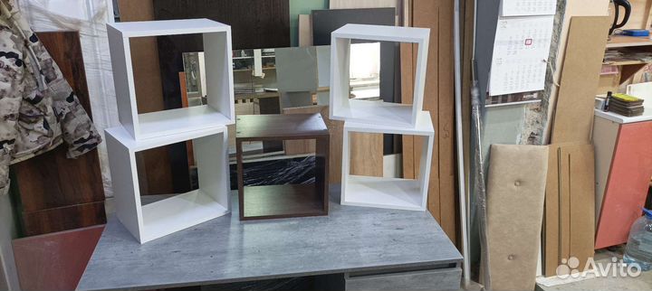 Полки навесные