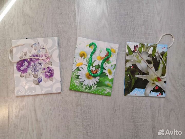 Подарочные пакеты