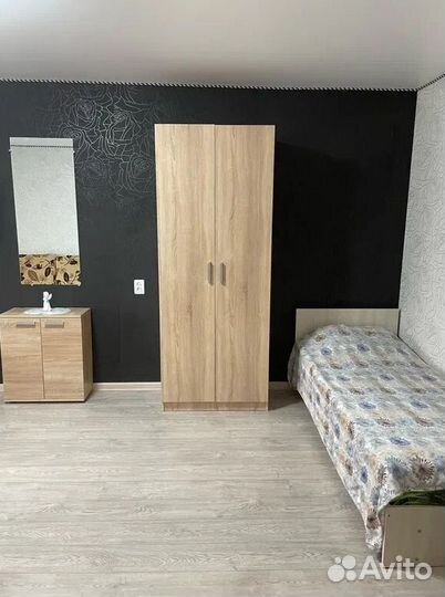 Шкаф распашной новый в наличии