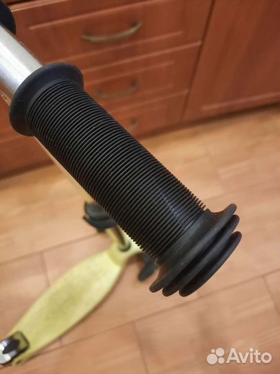 Самокат Maxi Micro