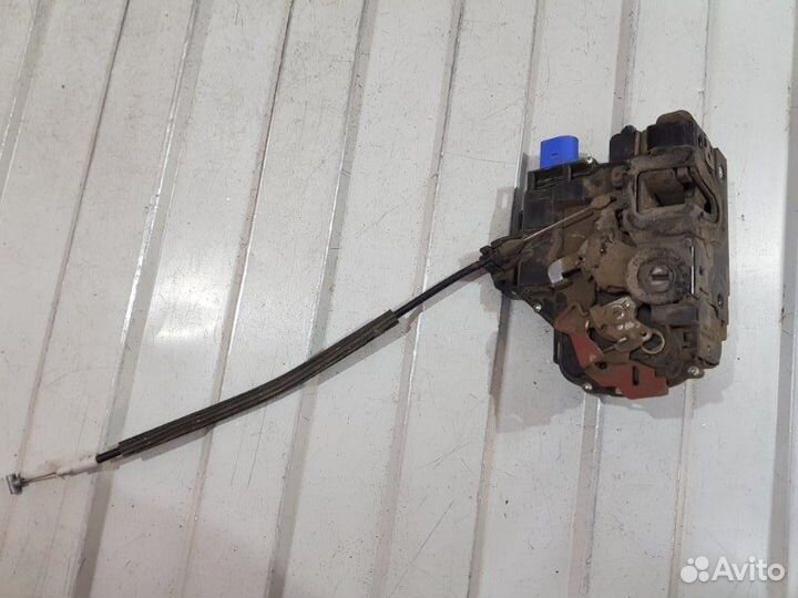 Замок двери задней левой Skoda Fabia MK2 BXW 2008