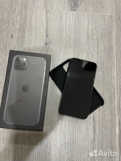 iPhone 11 Pro, 64 ГБ