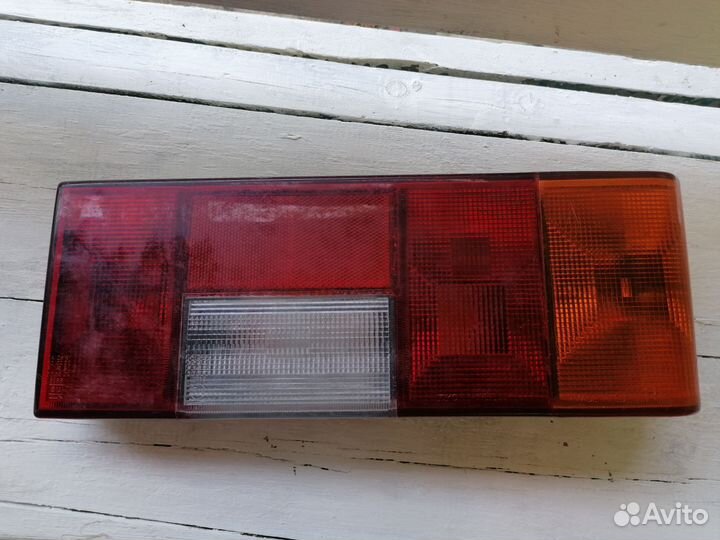 Фонарь задний правый 21099