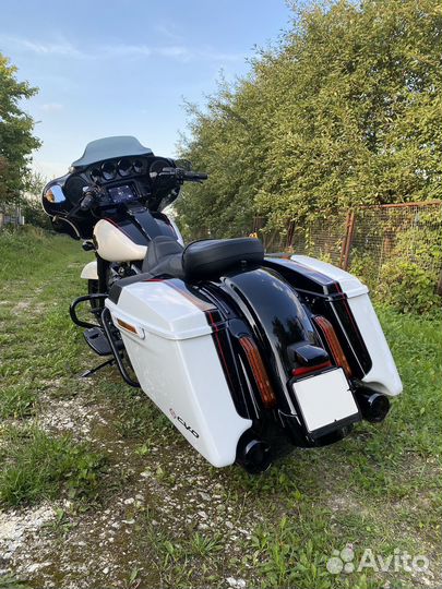 Harley davidson CVO street glide