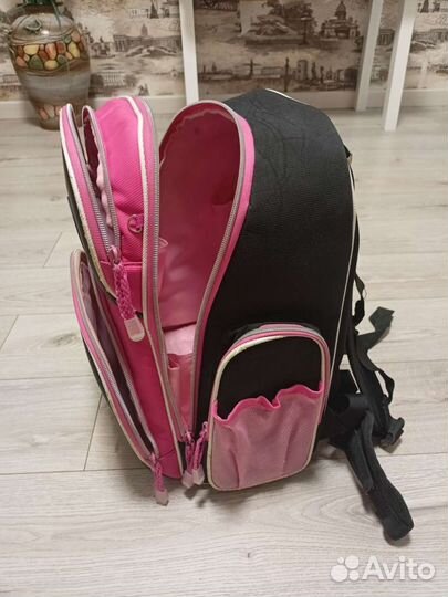 Рюкзак школьный