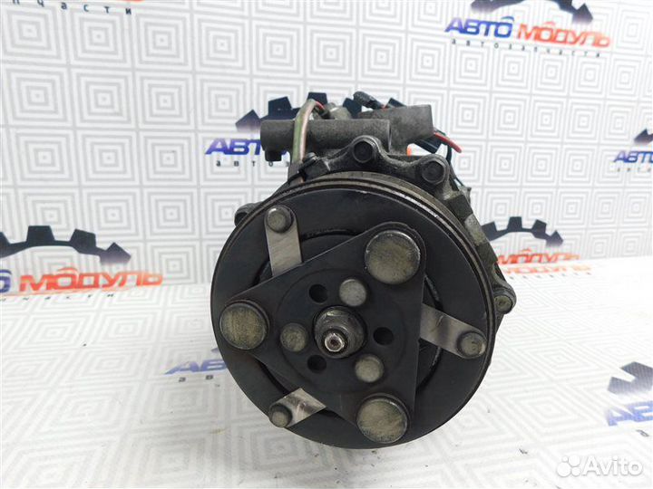 Компрессор кондиционера Honda Cr-V RE4-1102792