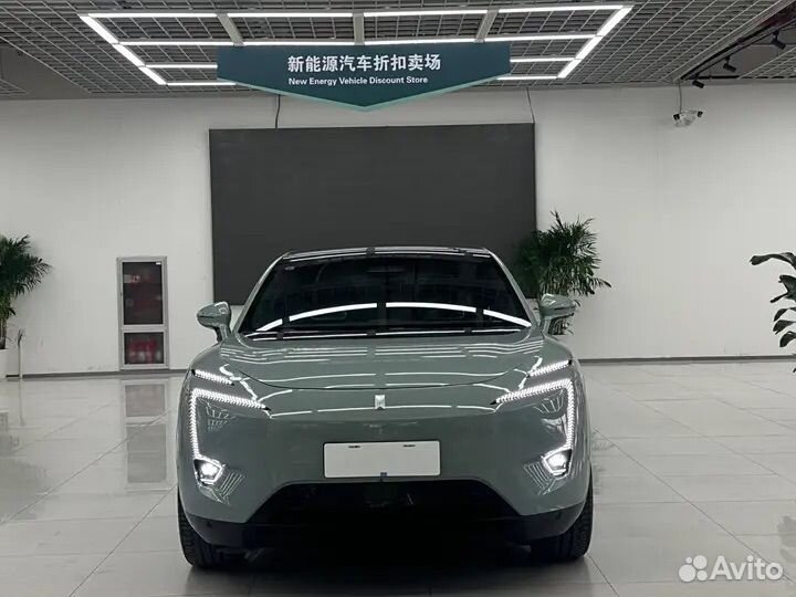 Avatr 11 313 л.с. AT, 2023, 9 700 км