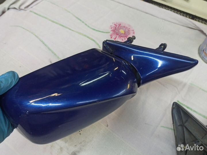 Зеркало заднего вида