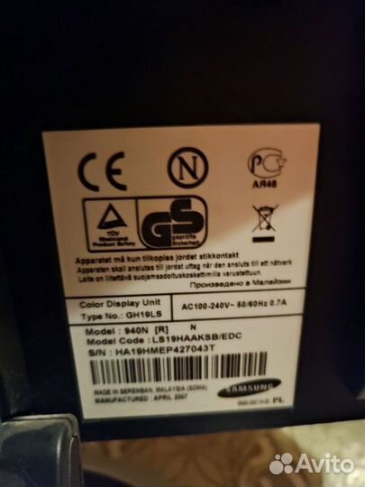 Монитор Samsung