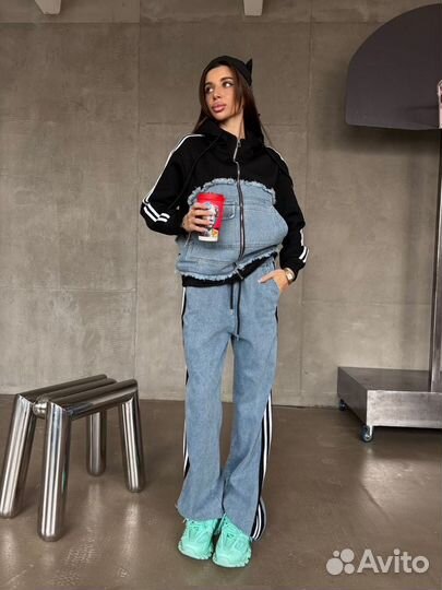 Костюм женский