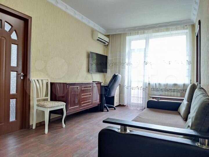 2-к. квартира, 57 м², 2/2 эт.