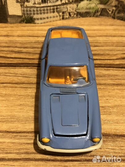 Модель автомобиля Мазерати мистраль