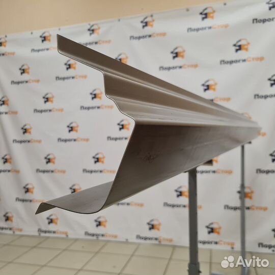 Ремонтный порог левый VW Passat B3 кузовной