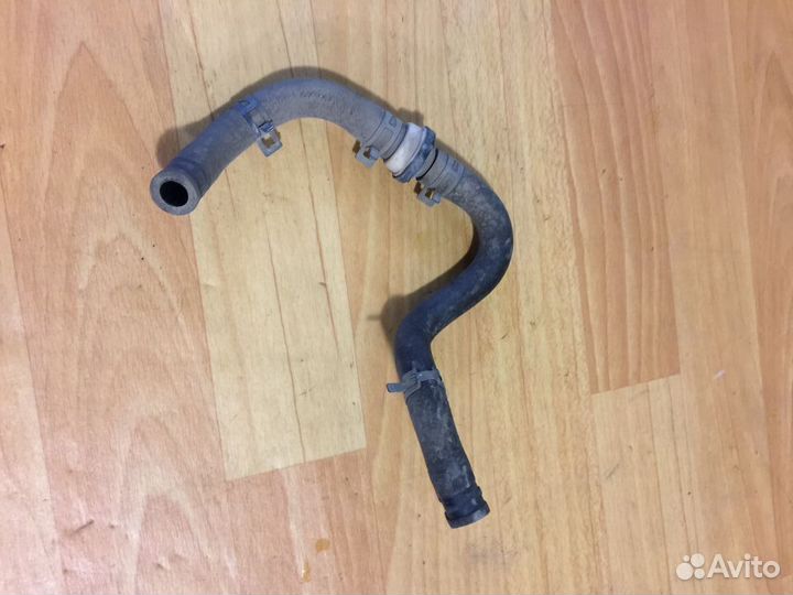 Солярис hyundai патрубок от ваккумного усилителя
