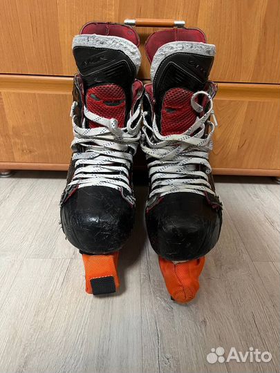 Коньки Bauer x700 12D