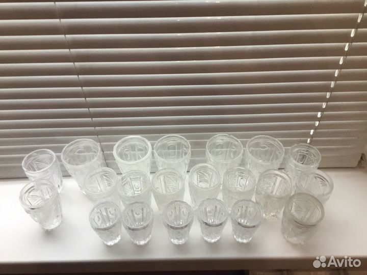 Стопки рюмки стаканы хрустальные