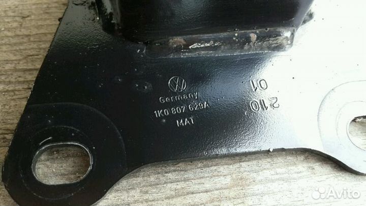 Усилитель заднего бампера Шкода Октавия А5