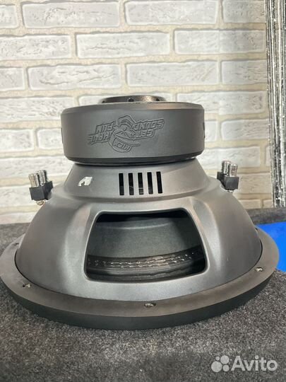 Сабвуфер Kick LL12