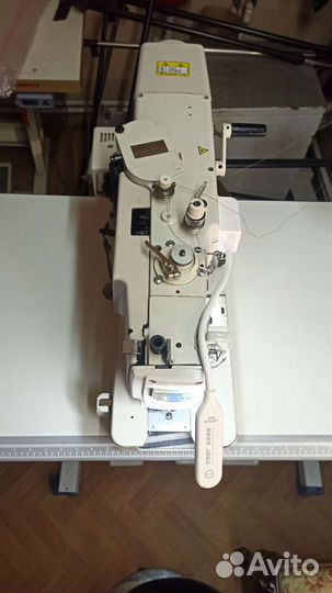 Швейная машина петельная