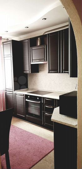 2-к. квартира, 55 м², 10/10 эт.