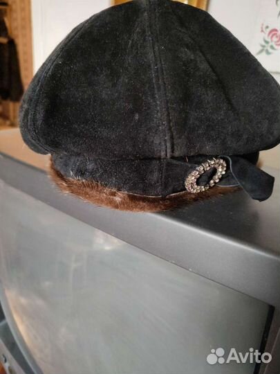 Берет женский
