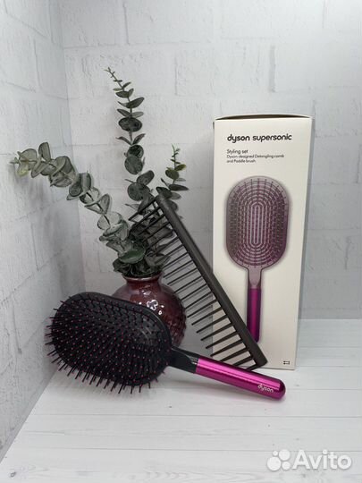 Новый комплект расчёсок Dyson supersonic