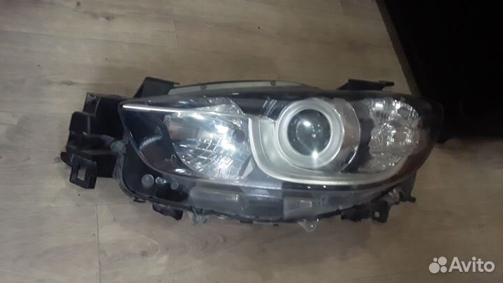 Фара левая Mazda CX-5 1 (2011-2017)